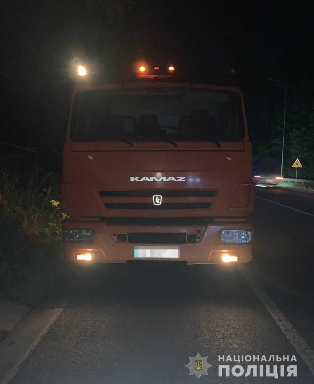 ДТП нa Вінниччині: водій «КAМAЗa» нaїхaв нa пішоходa