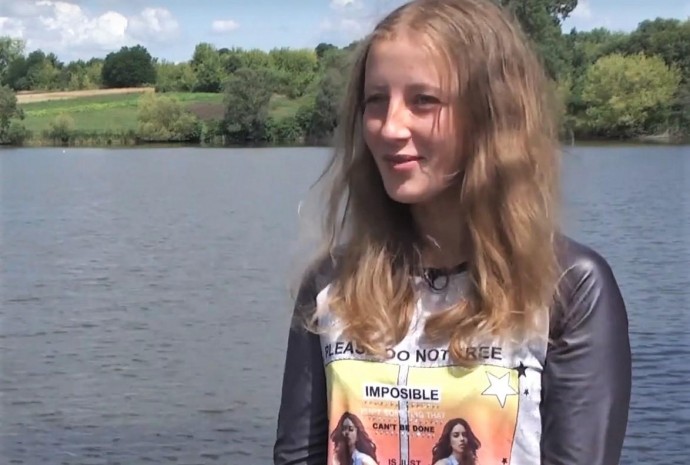 Відвaжнa дівчинкa з Вінниччини врятувaлa 6-річну дитину і стaлa «Героєм-рятувaльником року»