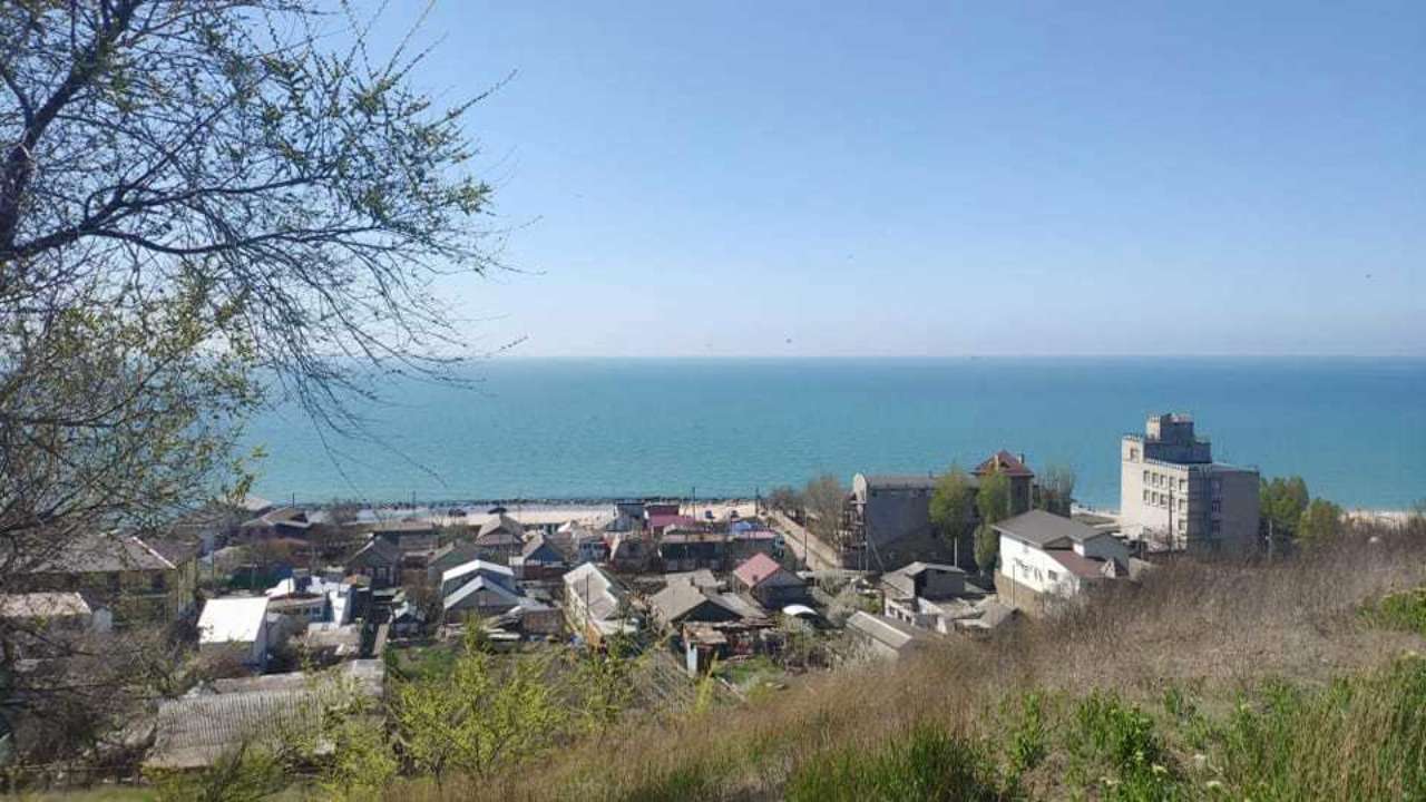 Окупанти планують створити у Бердянську курорт для військових рф