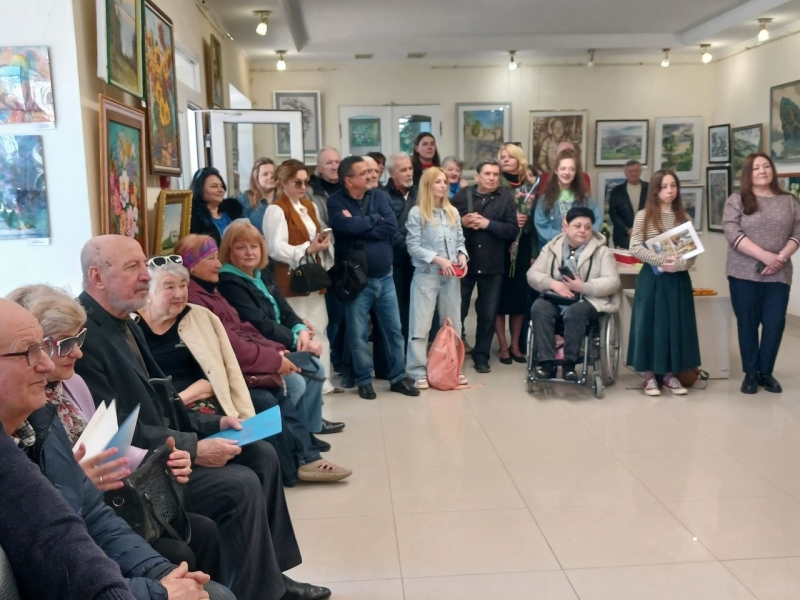 Вінницькі художники з нагоди ювілею заснування творчої Спілки отримали грaмоти 