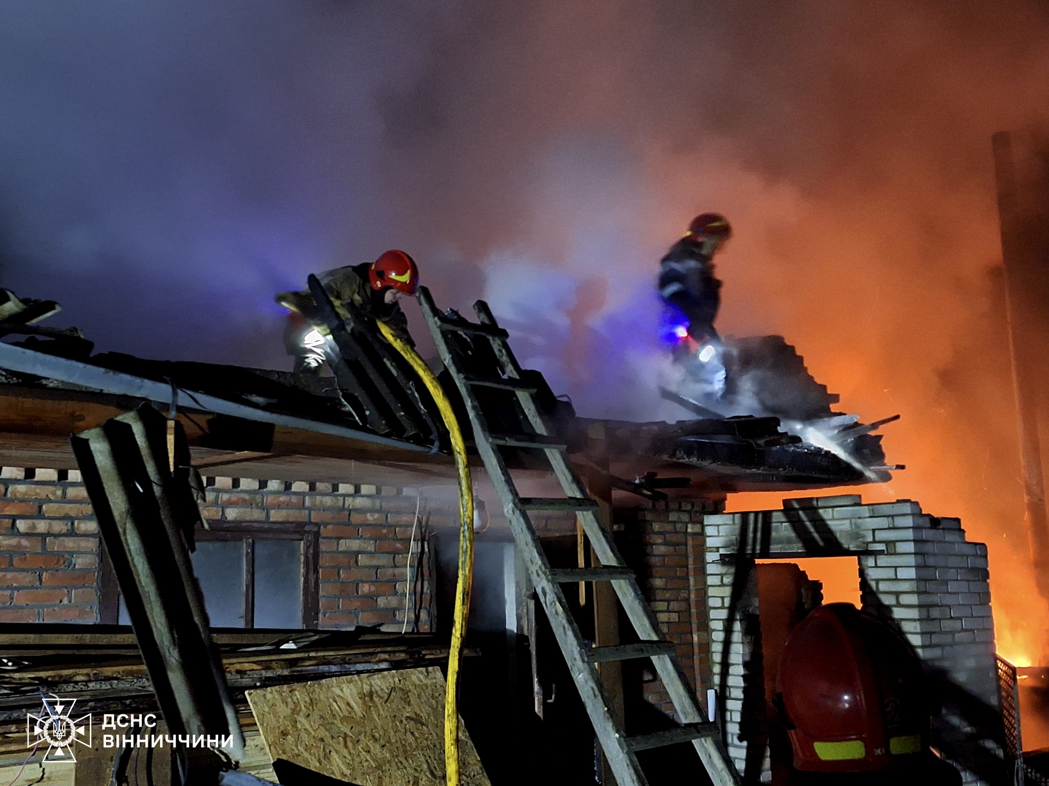 В селі на Вінниччині ледь не сталась масштабна пожежа