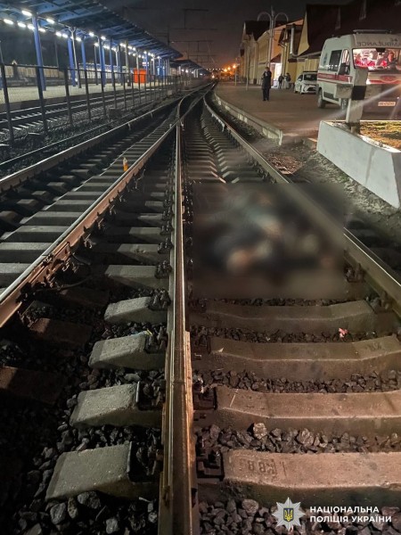 У Вінниці під колеса потяга потрапили двоє чоловіків