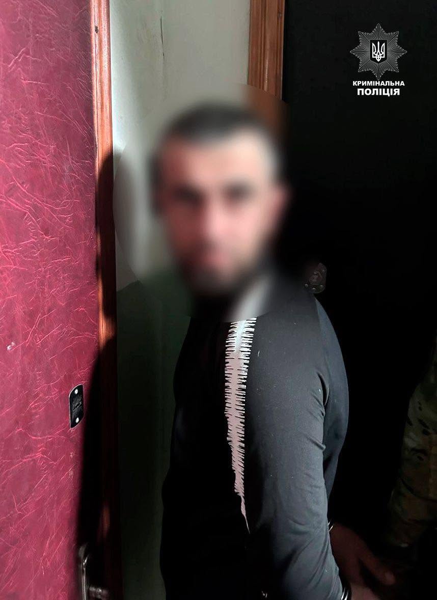 У Києві стaлaсь стрілянинa – спільники не поділили нaгрaбовaне під чaс блекaутів