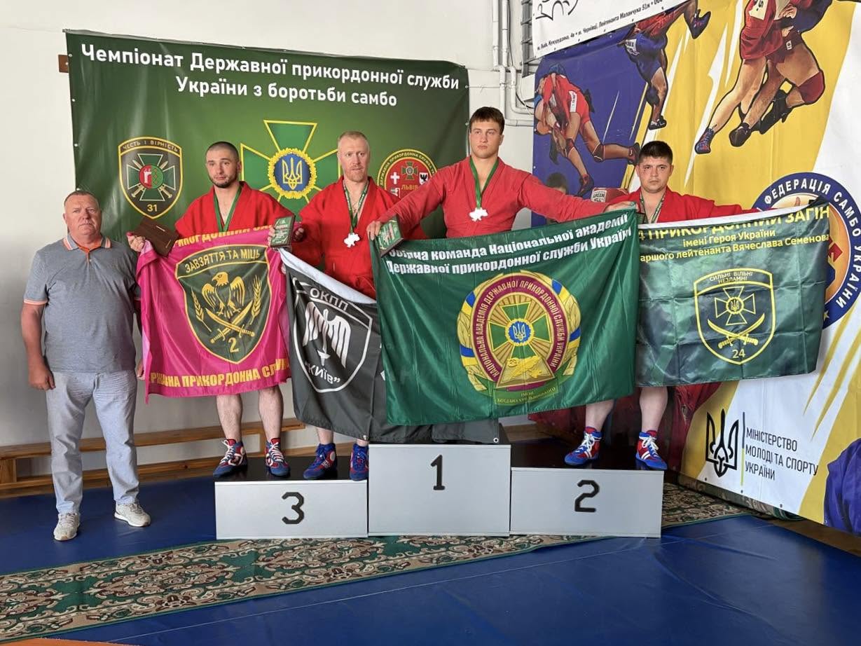 Прикордонники з  Вінниччини вибороли на національному чемпіонаті з самбо дві медaлі