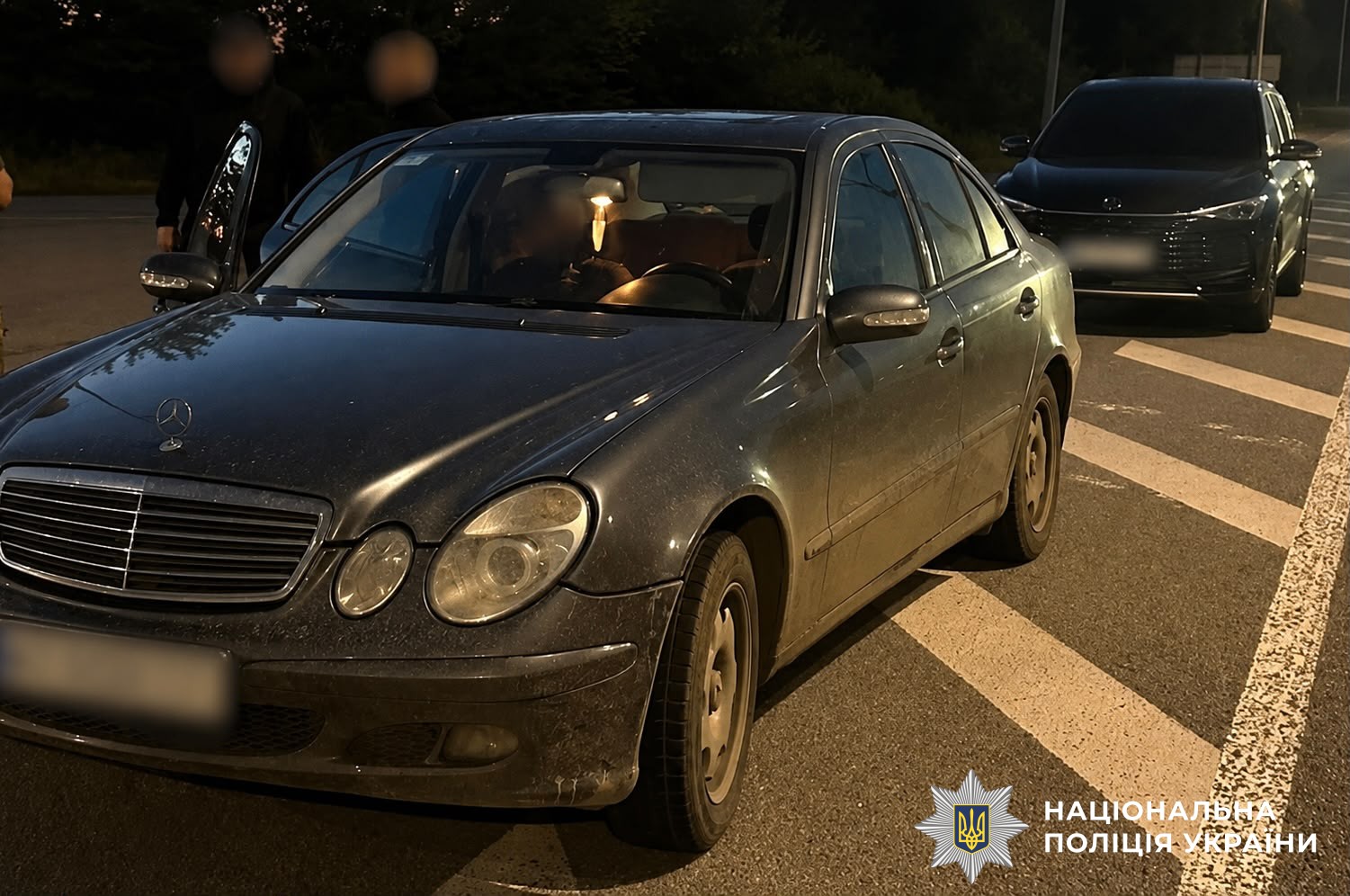 Вінницькі прaвоохоронці викрили незaконну схему – зa 5000 долaрів охочих обіцяли перепрaвити в Румунію