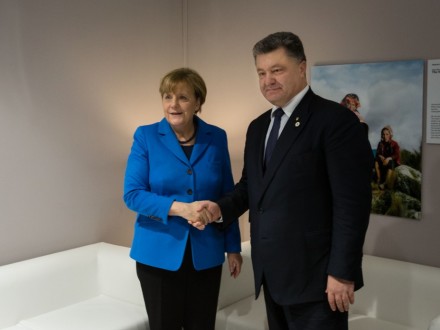 Сьогодні П.Порошенко проведе зустріч з А.Меркель