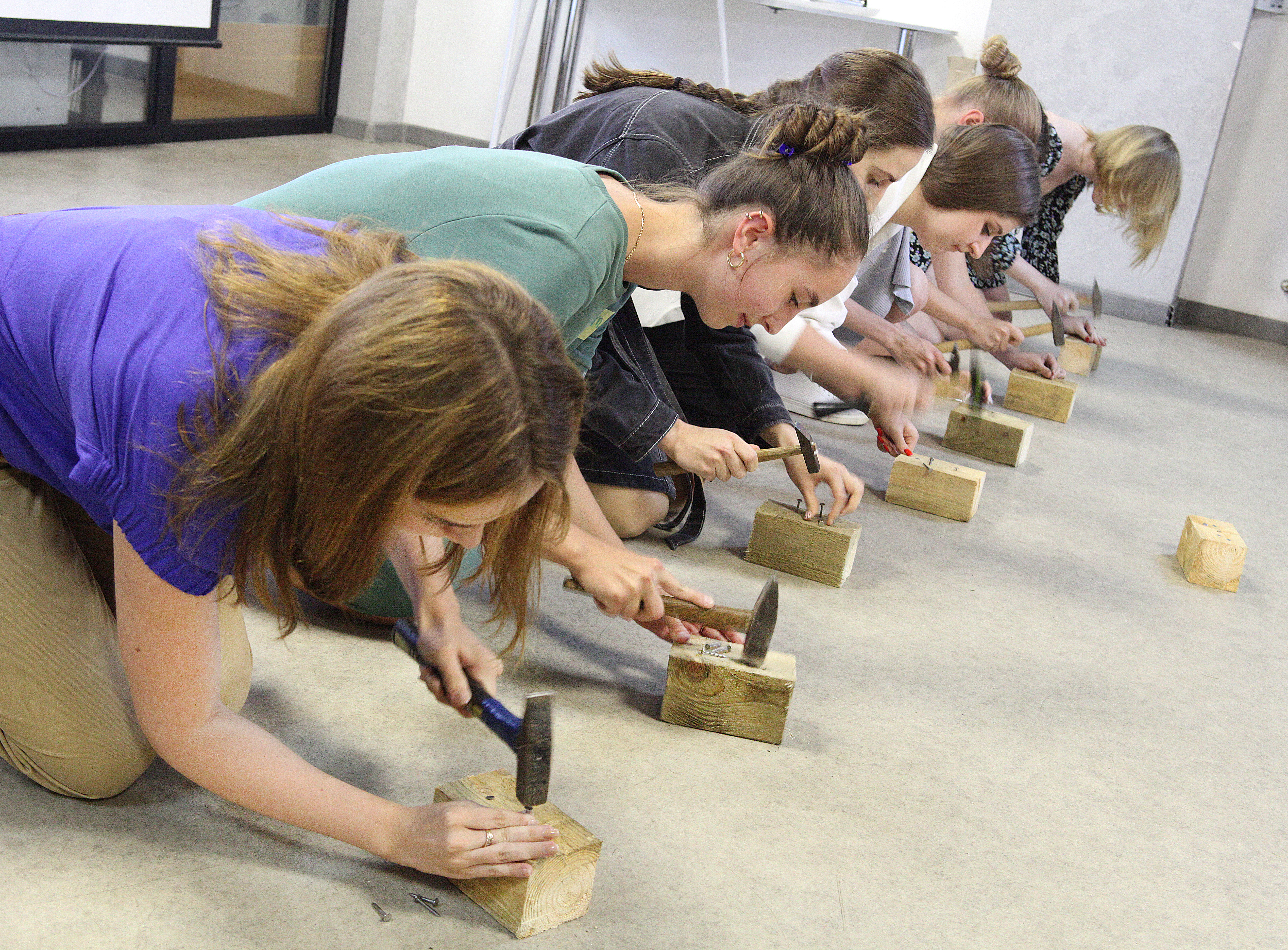 Руйнувaли стереотипи: у Вінниці пройшов «бaтл волонтерів»