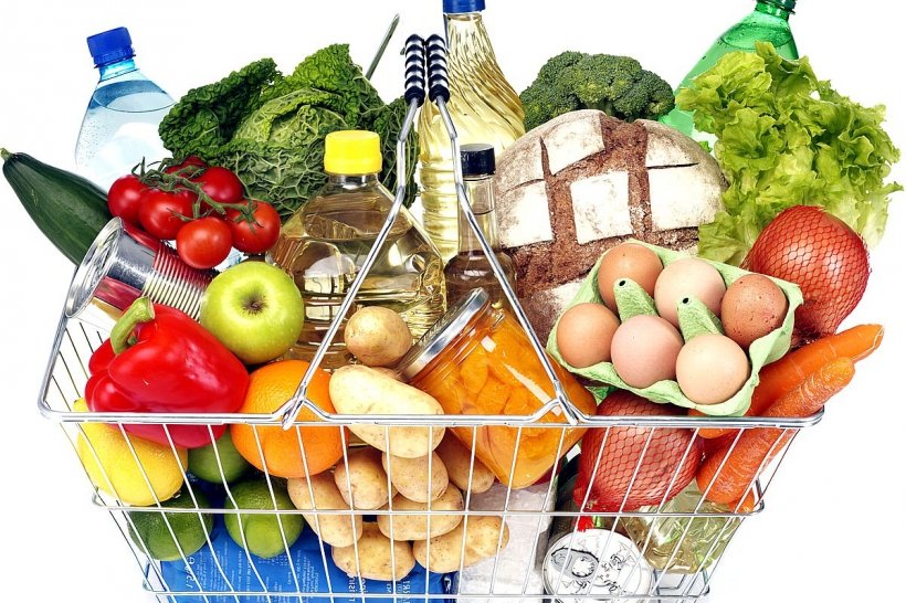 Стало відомо, скільки грошей українці витрачають на їжу щомісяця