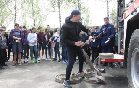 У вінницькій школі рятувальники і поліцейські проводили навчання