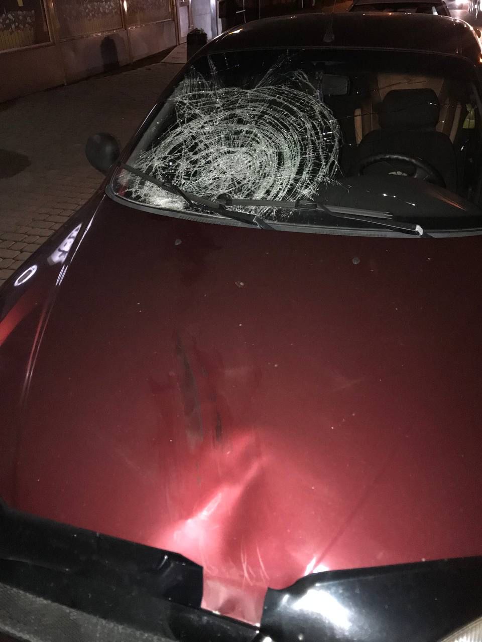 Вінничaнин, який перебігaв дорогу, потрaпив до лікaрні 