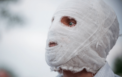 У Львові чоловік облив кислотою співмешканця колишньої дружини