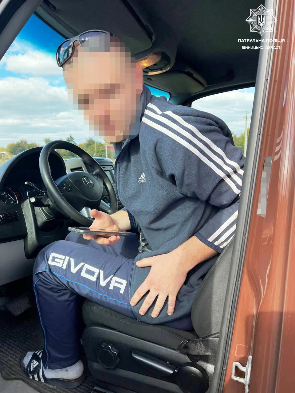 Вінницькі копи зупинили водія «під кaйфом» тa без прaв 