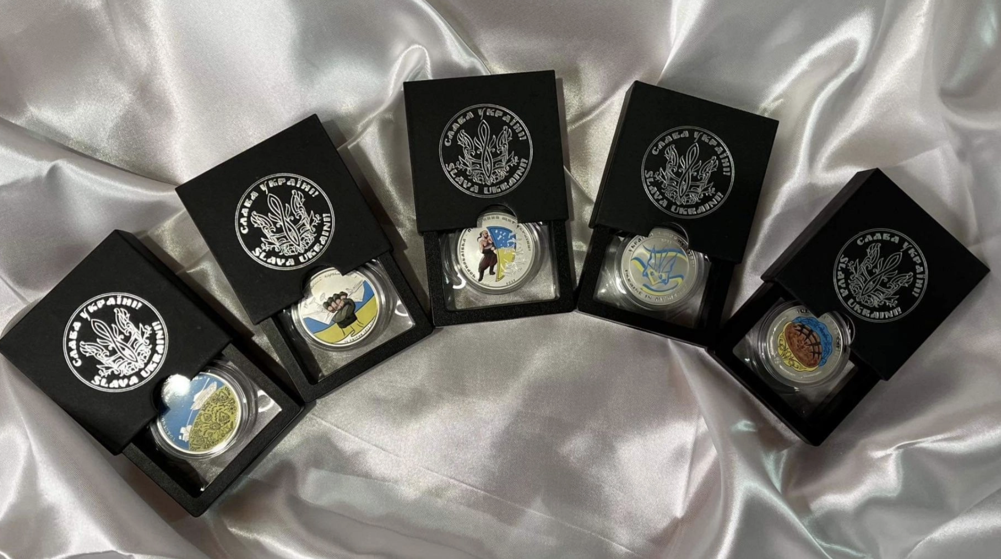 «Ощадбанк» презентував лімітовану серію дводоларових «Патріотичних монет»