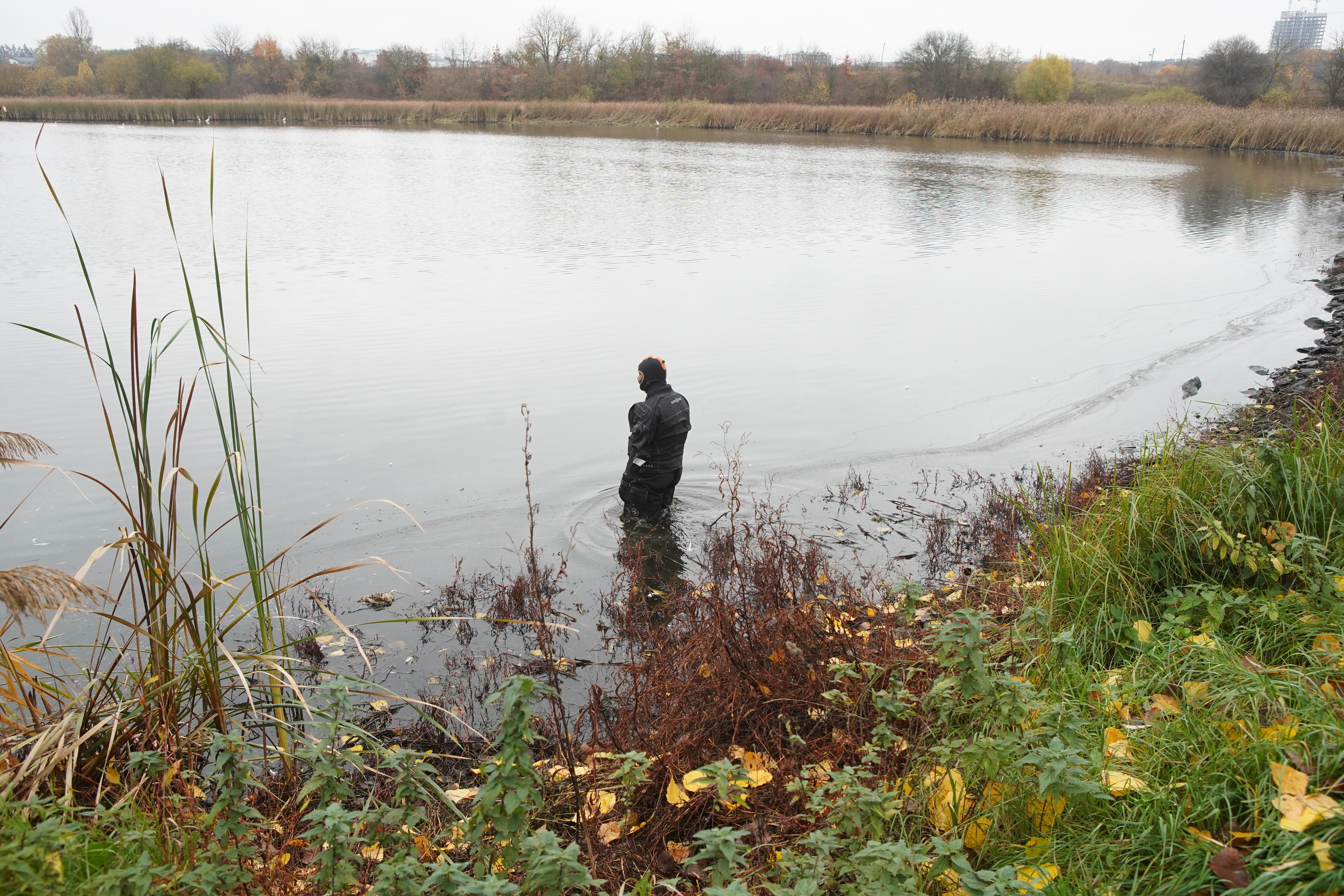 На Вінниччині водолази шукають незаконні каналізаційні скиди у річці Вишня