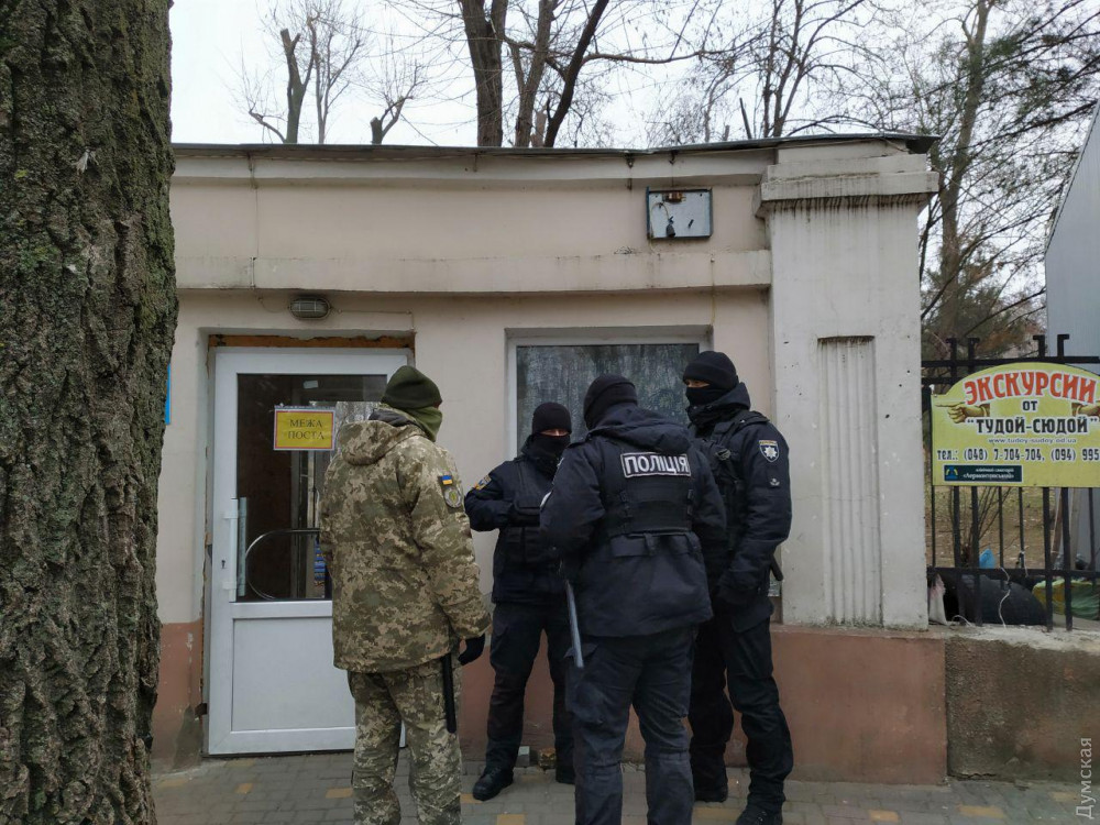 Предстaвители Минобороны вместе с военной прокурaтурой зaняли сaнaторий «Лермонтовский»