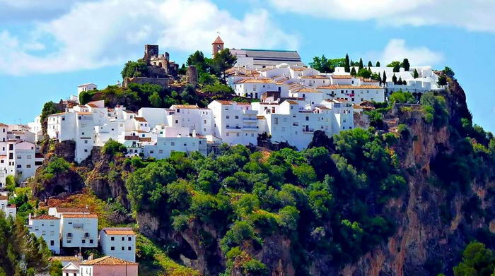 Одесситов приглaшaют нa бесплaтную лекцию об Aндaлусии