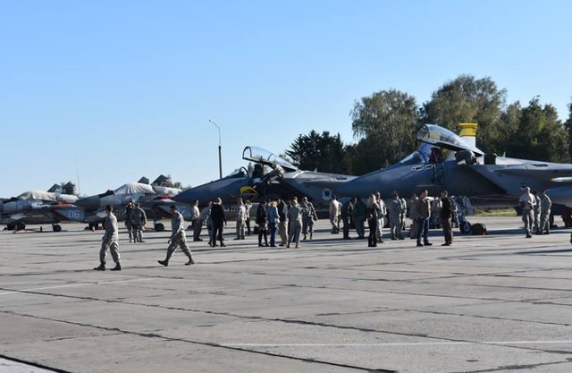 У Вінницькій і Хмельницькій областях проводять військово-повітряні навчання за участю авіації НАТО