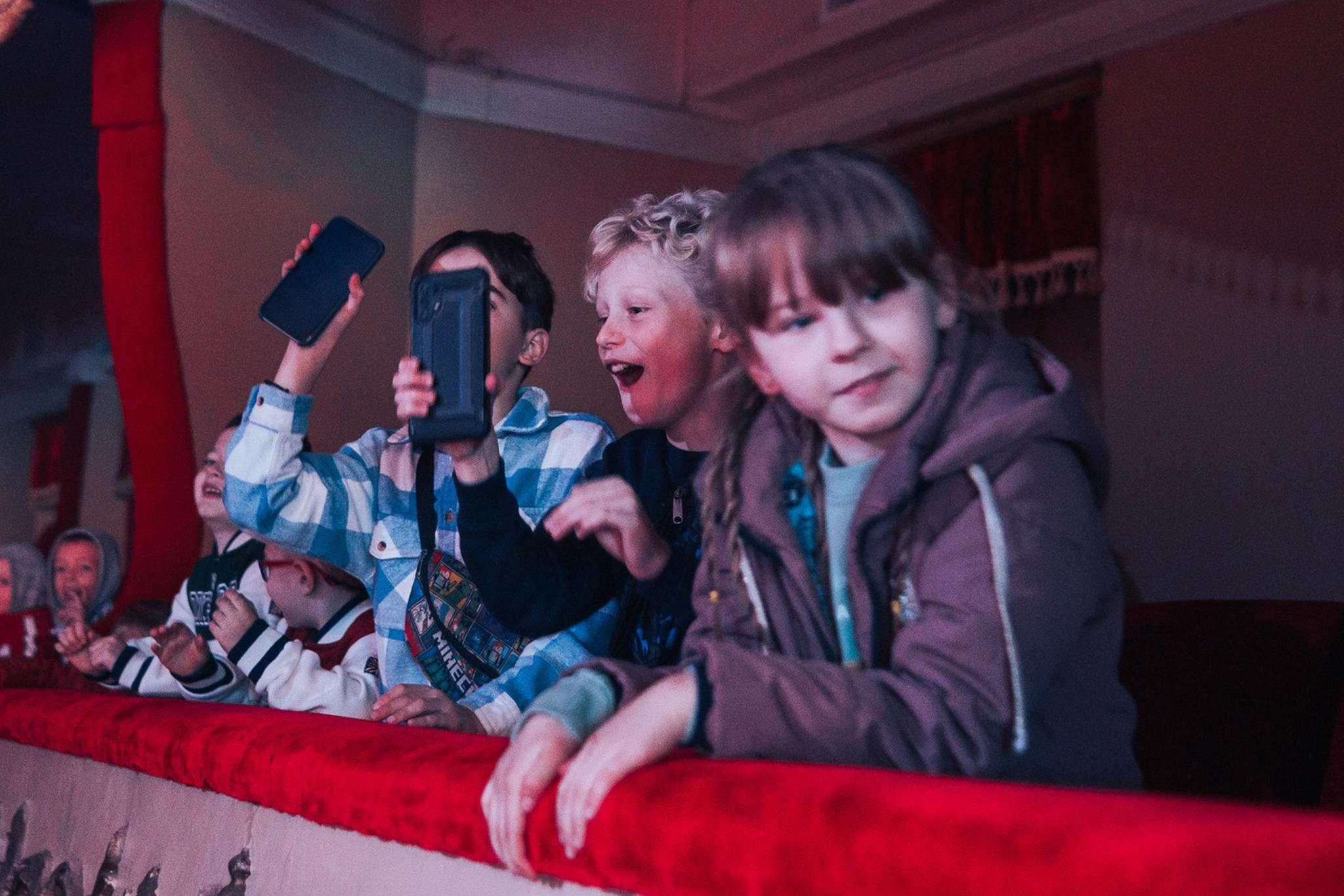 Вінницькі діти стануть частиною епічної пригоди! Шоу «Фортнайт та Майнкрафт. Об'єднання світів» 27 жовтня вперше у Вінниці