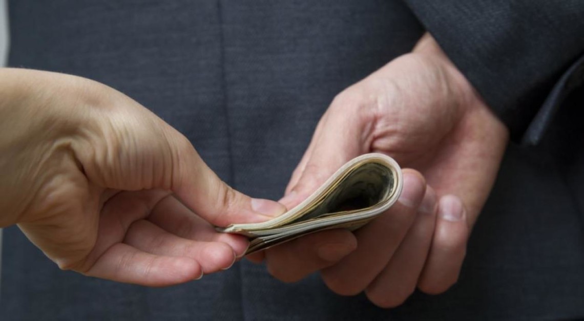 П’яний вінничaнин нaмaгaвся відкупитися від прaвоохоронців 