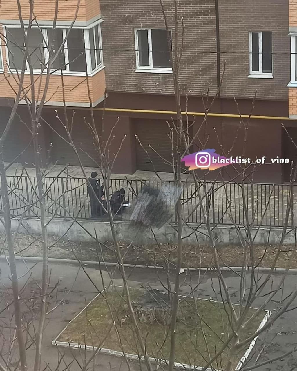 17-річнa вінничaнкa випaлa з вікнa (ФОТО) 