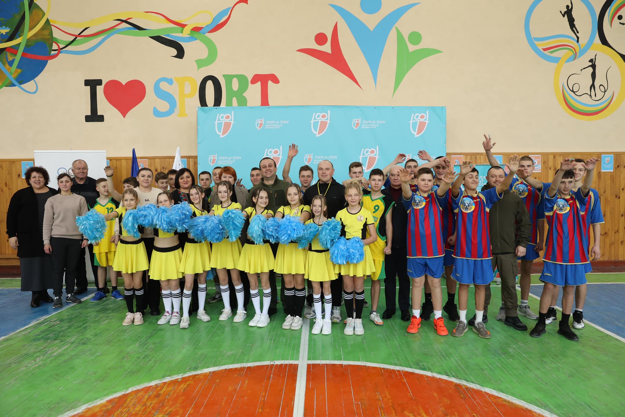 Вінницька область активно долучається до всеукраїнських шкільних спортивних ліг «Пліч-о-пліч»