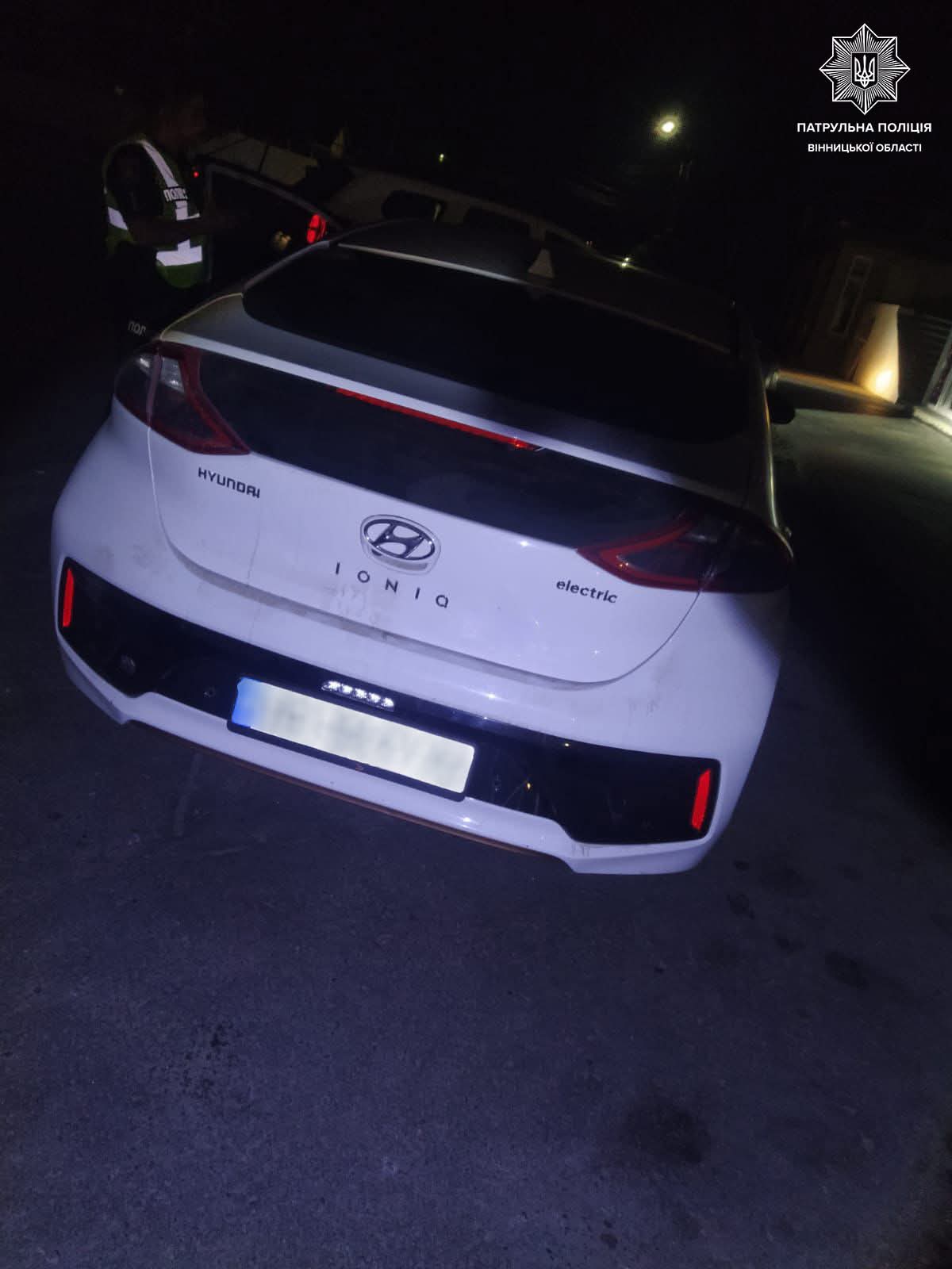 У Вінниці патрульні зупинили водійку без посвідчення з ознаками наркотичного сп’яніння