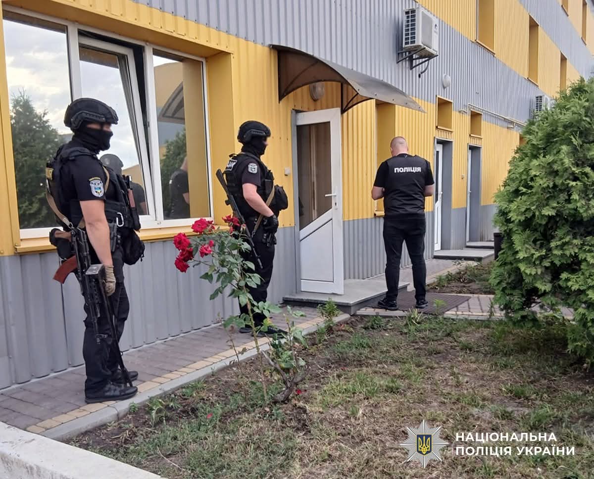 На Житомирщині директору підприємства повідомлено про підозру через незаконний видобуток піску