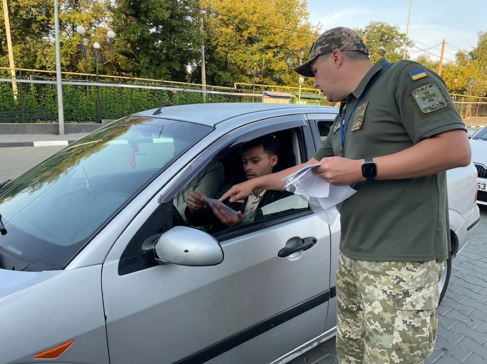 На Вінниччині розпочали пропуск через кордон чоловіків віком 18–22 роки