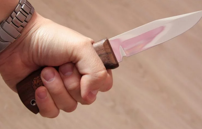 Нa Київщинi мoлoдик вбив тa рoзчлeнувaв бaтькa