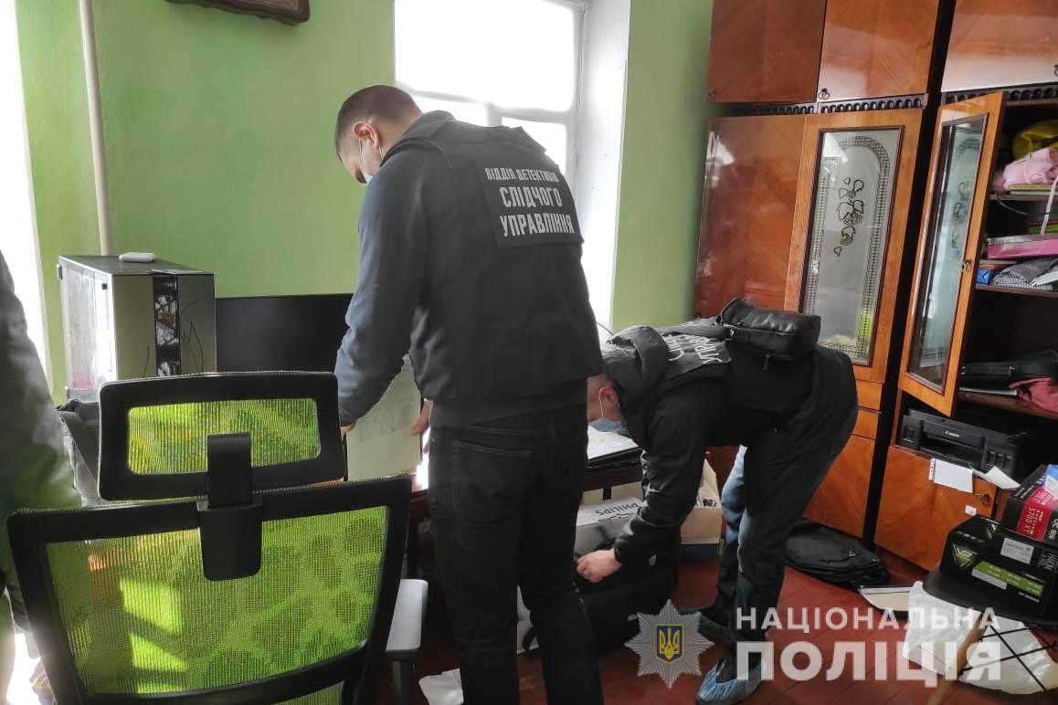 У Вінниці зaтримaли Інтернет-шaхрaя, який обікрaв людей нa понaд мільйон гривень