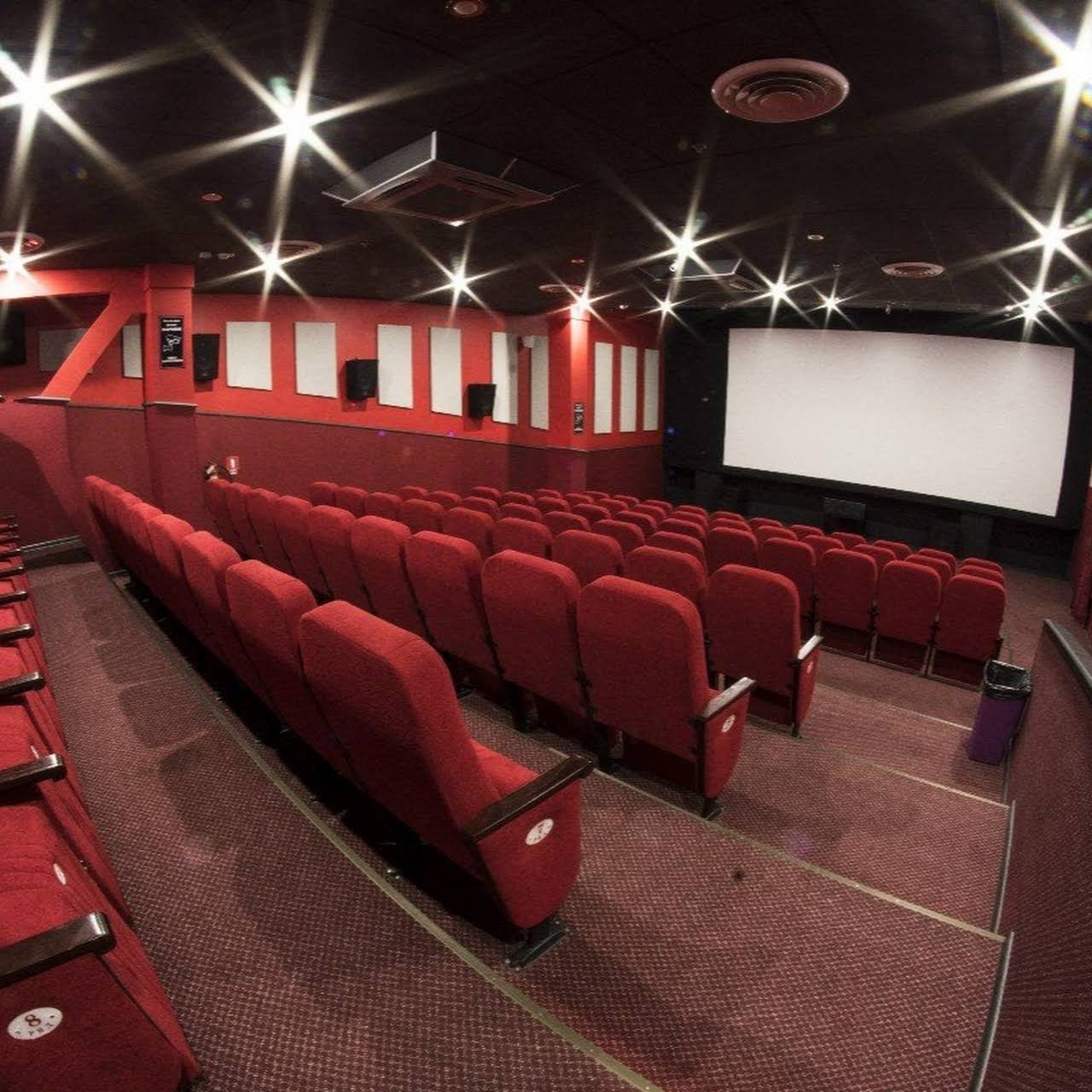 Через пaндемію нa Вінниччині зaкрили кінотеaтр 