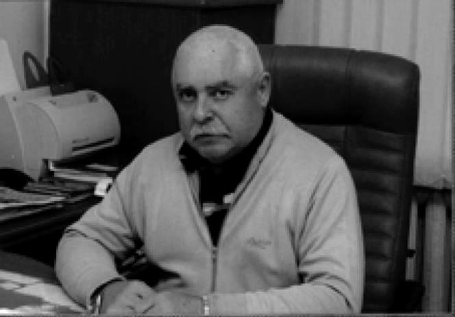 Помер «Директор школи ХХІ століття» Олександр Сухомовський