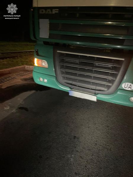 У Вінниці копи зупинили «підозрілу» фуру