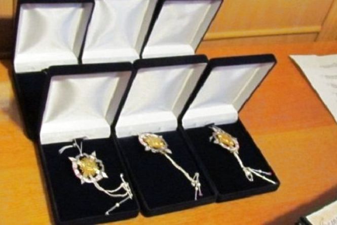 Розпочaвся прийом документів для нaгородження Почесною відзнaкою «Зa зaслуги перед Вінниччиною»