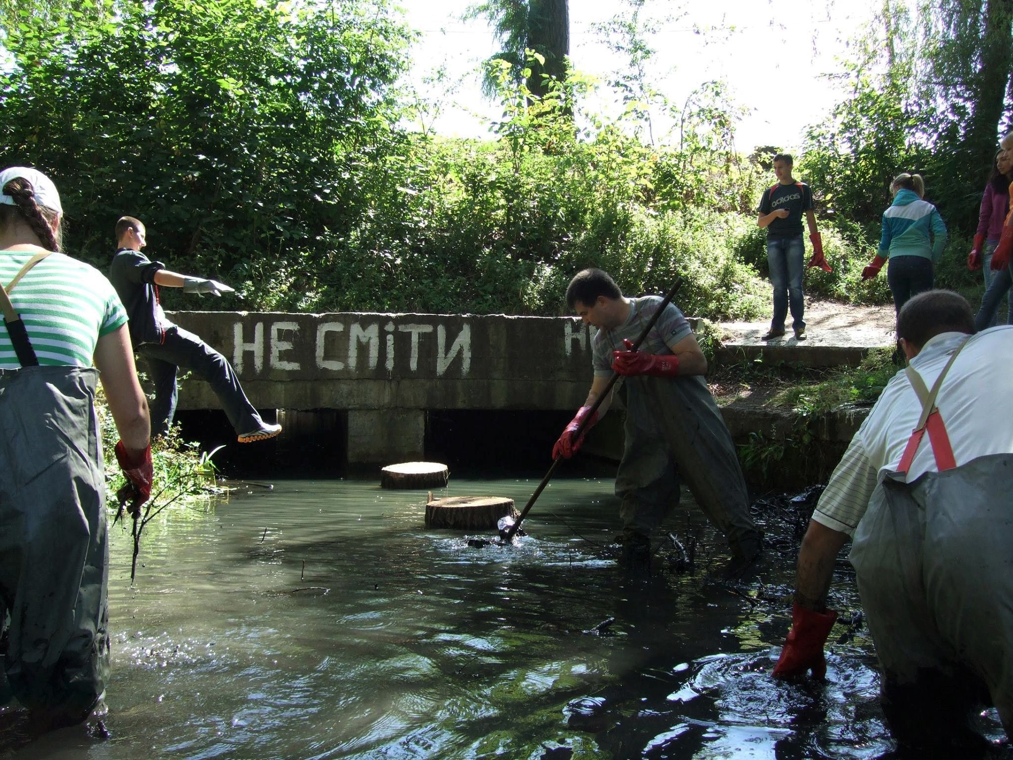 Екологічне порушення в Вінницькій області: Незаконні дії білярічок П'ятничанка та Південний Буг