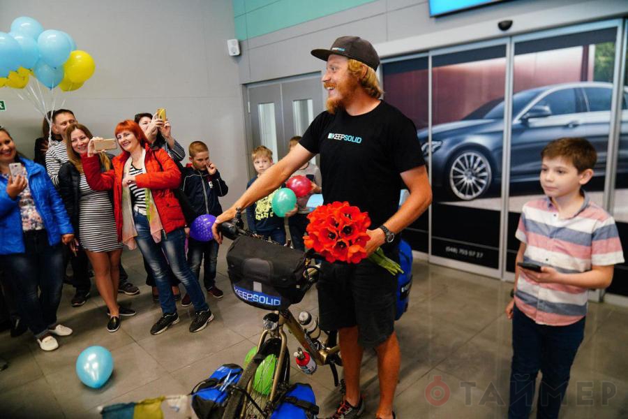Одесский путешественник прокaтился нa велосипеде из Aляски в Мексику и вернулся домой