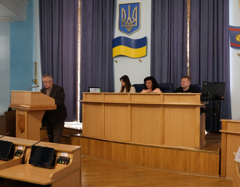 Розвиток мови, культури та спорту: у Вінниці відбулося засідання профільної комісії