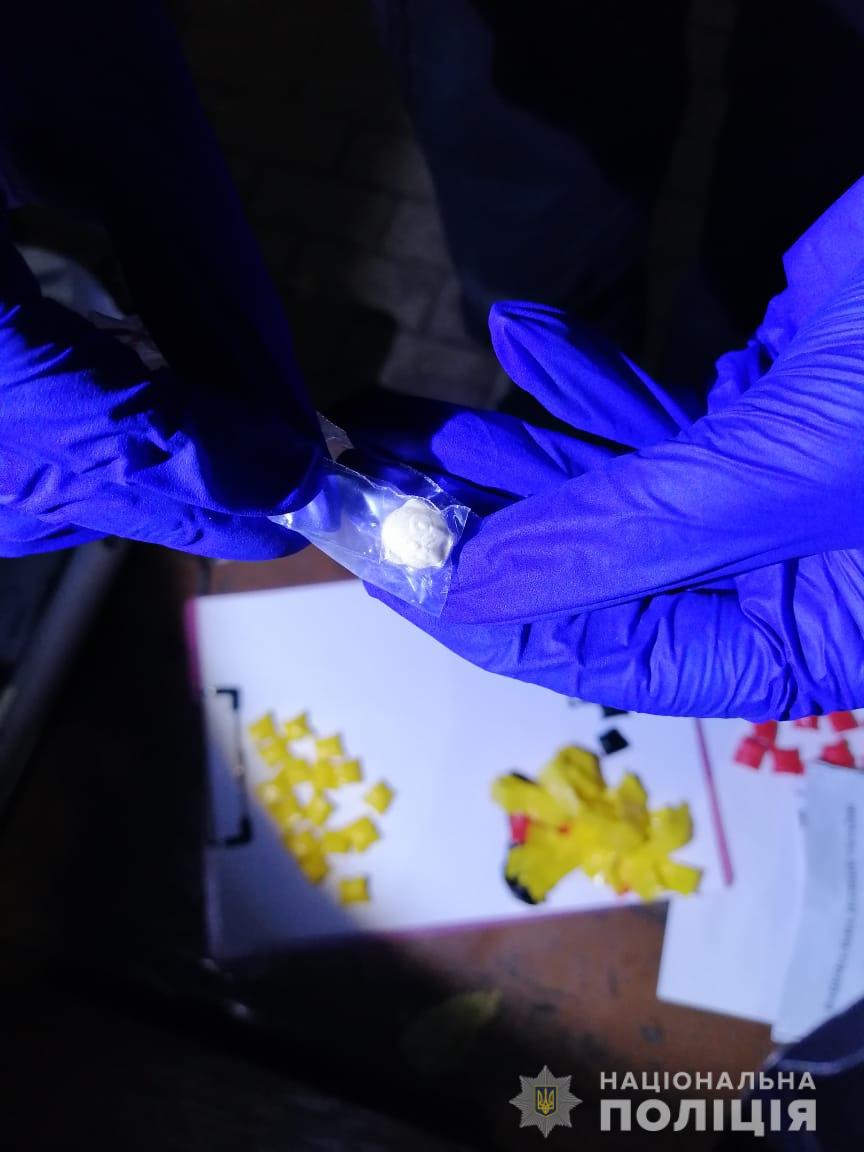 До 10 років позбавлення волі загрожує вінничанину, що розповсюджував екстазі