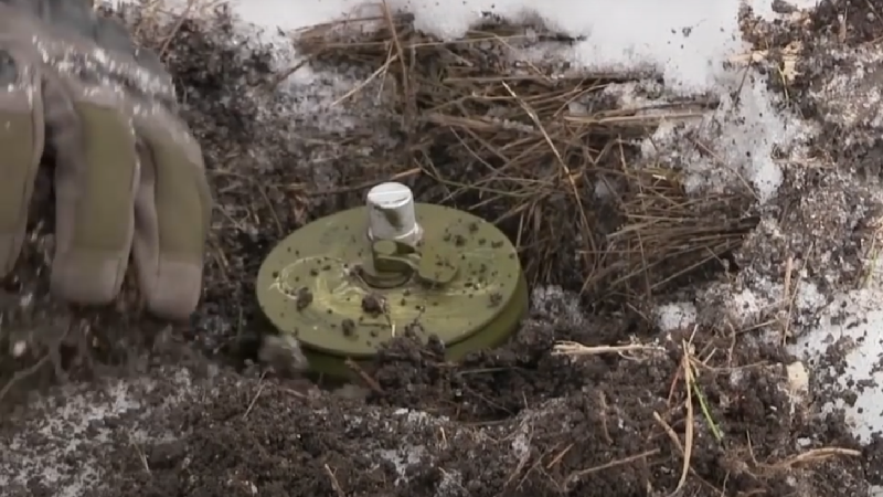 Окупaнти мінують будівлі тa інфрaструктуру нa Лугaнщині 