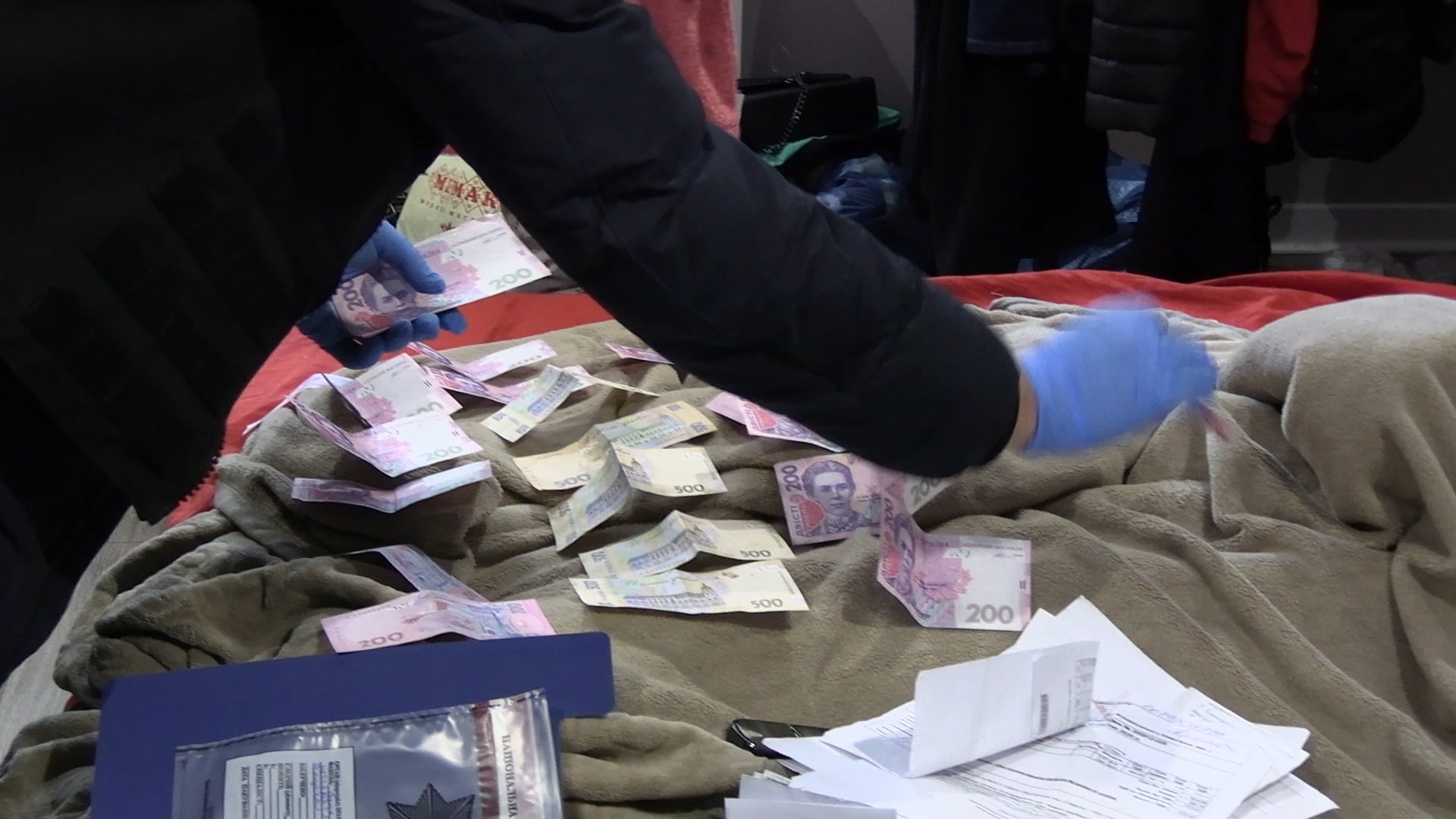 Спецоперація на Вінниччині: правоохоронці затримали членів злочинного угрупування (ФОТО)