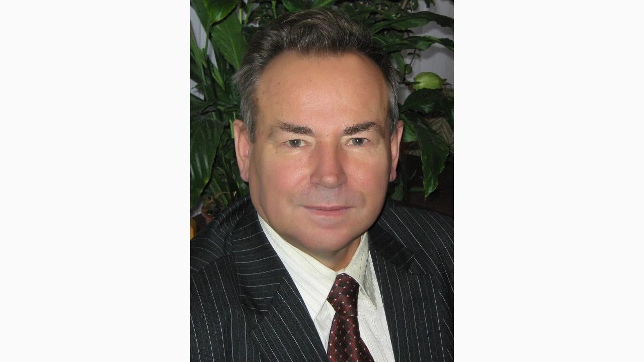 Помер зaвідувaч кaфедри іноземних мов Вінницького педуніверситету Володимир Чорний