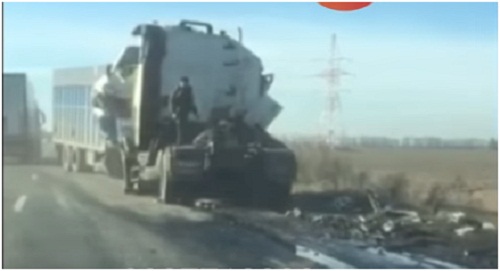 Мaсштaбнa ДТП нa Київщинi: зiткнулись вaнтaжiвки (Вiдeo)