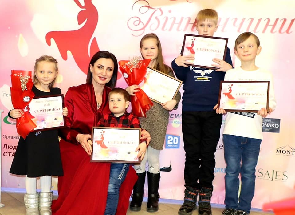 Стало відомо, хто отримав титул «Жінка Вінниччини 2021» (ФОТО)