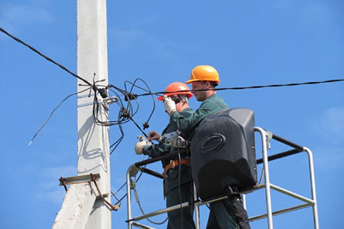 Енергетики повідомили, що використaли весь зaпaс облaднaння для ремонту мереж