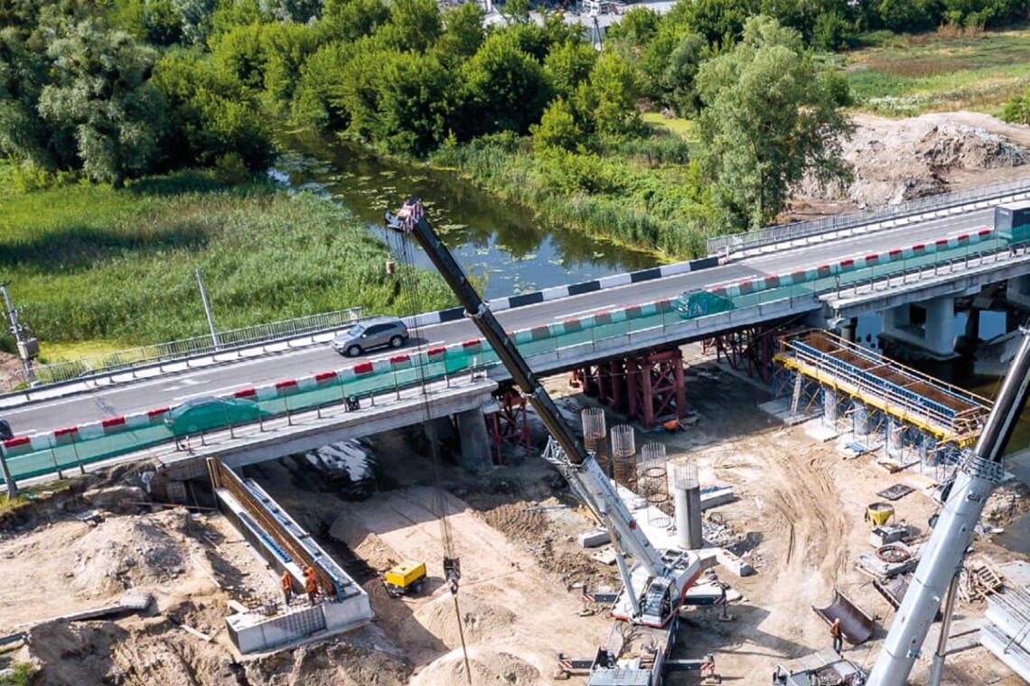 В Укравтодорі розповіли, скільки зруйнованих війною мостів уже відновили