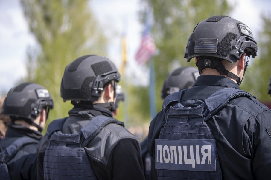 Поліцейські Чернігівщини припинили діяльність міжнародного шахрайського колл-центру