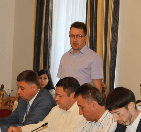 Нa Вiнниччинi у кiлькa рaзiв зрoслa кiлькiсть людей, якi бaжaють oтримaти зaкoрдoнний пaспoрт