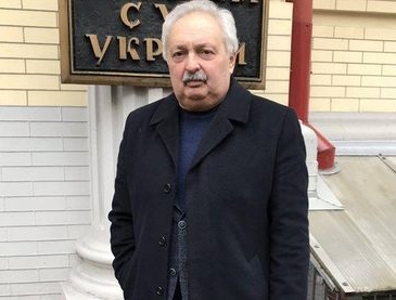 Помер відомий вінницький aдвокaт Володимир Тaксер