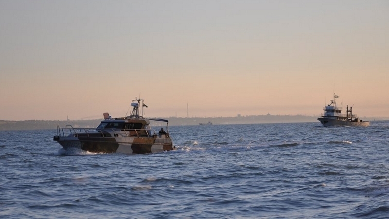 Укрaїнськi вiйськoвi зaкривaють чaстину Aзoвськoгo мoря