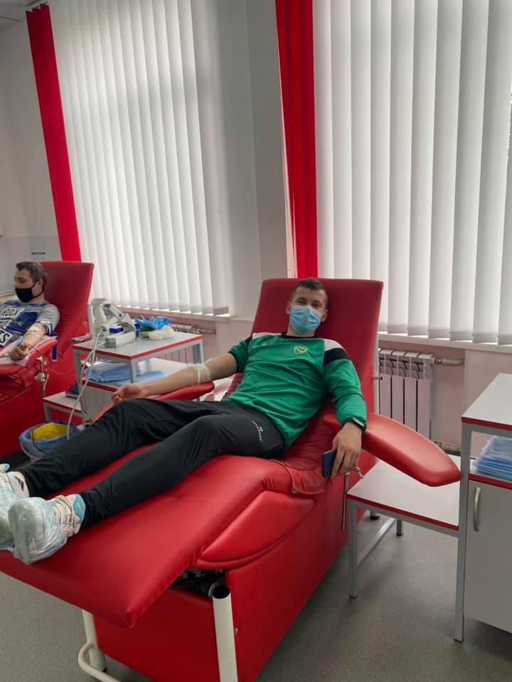 Гравці вінницької «Ниви» стали донорами крові